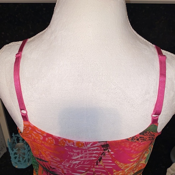 Medium Tropical Dress 🌴 - Picture 4 of 4